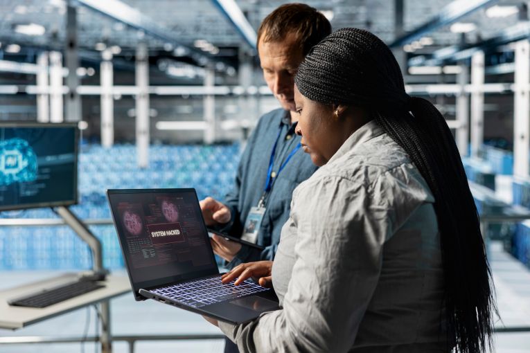 SDN 기반 네트워크의 비정상 트래픽 검출 시스템 개발 썸네일