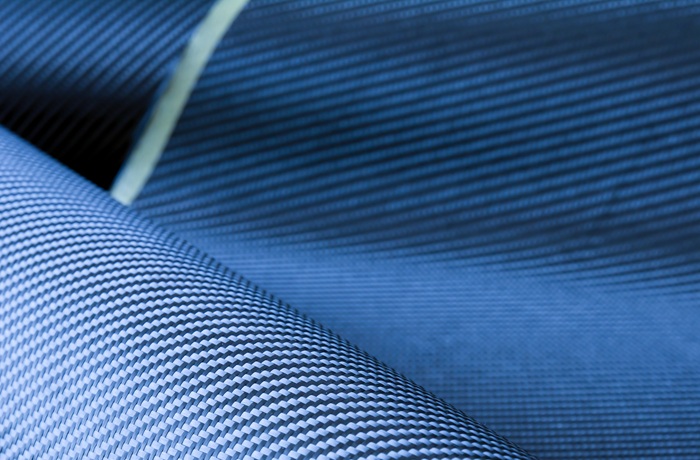 강도와 경량성을 극대화한 탄소 및 천연섬유 하이브리드 복합재료 개발 썸네일