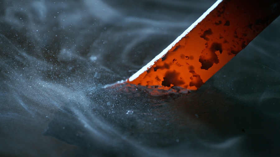 고온 환경에서 안정적인 고성능 무연 압전 소재 개발 썸네일